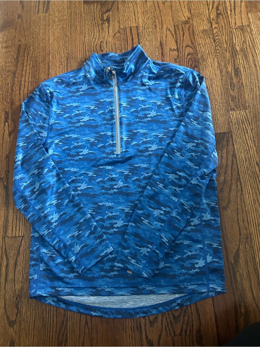 NWT Men's Long Sleeve 1/4 Zip Performance Shirt - Blue Camo (size small)